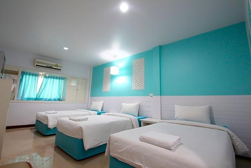 Preme Hostel Bangkok Exterior photo